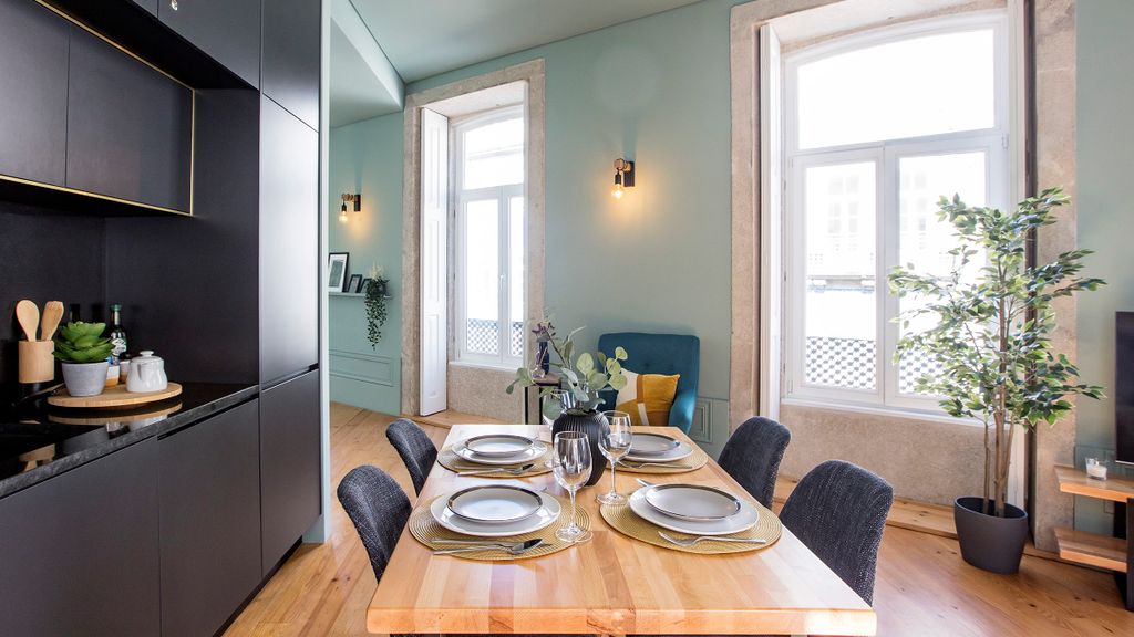 Mouzinho 1BR w/ AC in City Center by LovelyStay