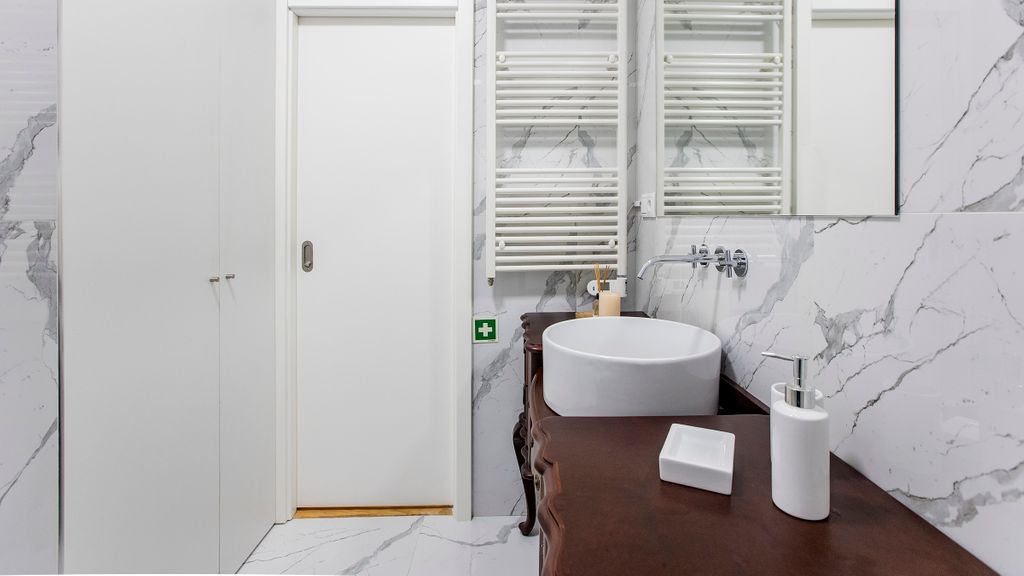 Mouzinho Studio w/ AC in City Center by LovelyStay