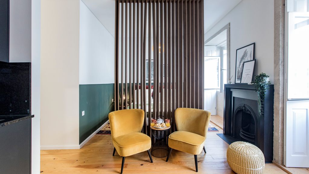Mouzinho Studio w/ AC in City Center by LovelyStay