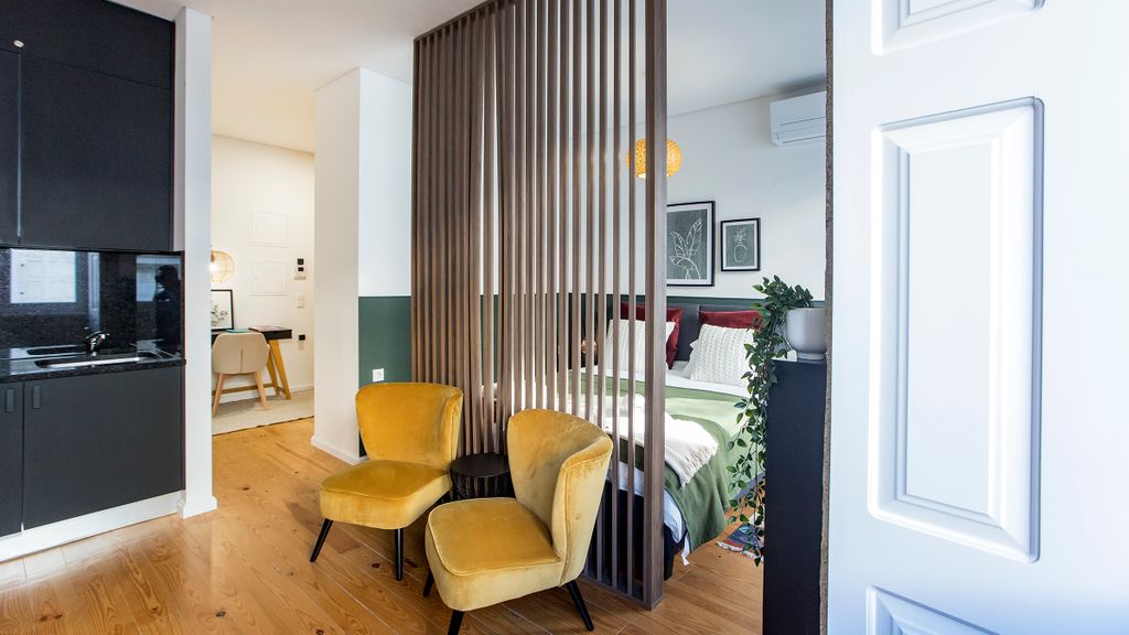Mouzinho Studio w/ AC in City Center by LovelyStay