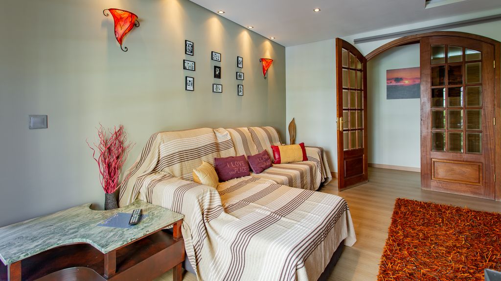 Casa das Lontras by LovelyStay