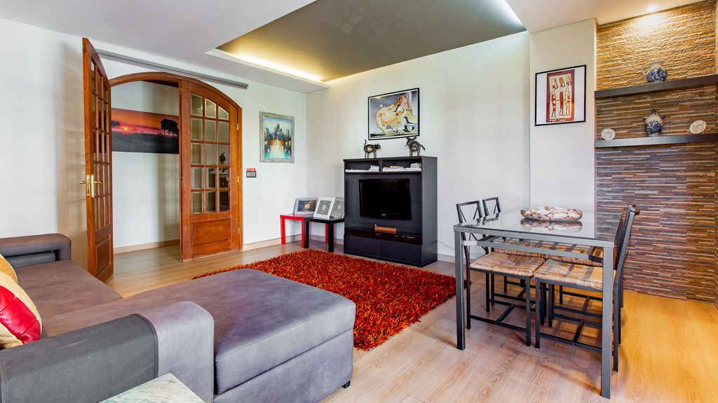 Casa das Lontras by LovelyStay