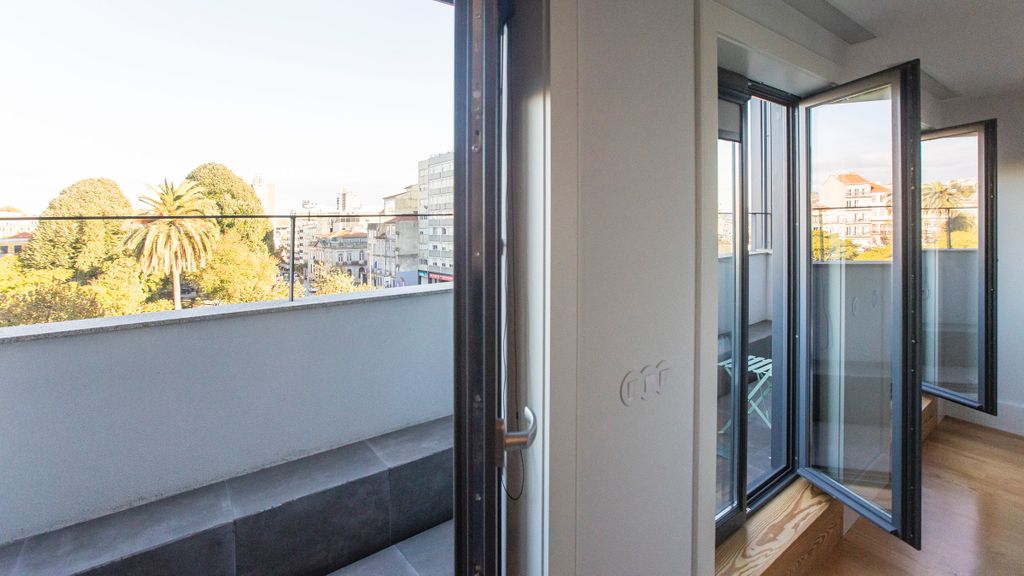 Stylish Studio w/ AC & Balcony by LovelyStay