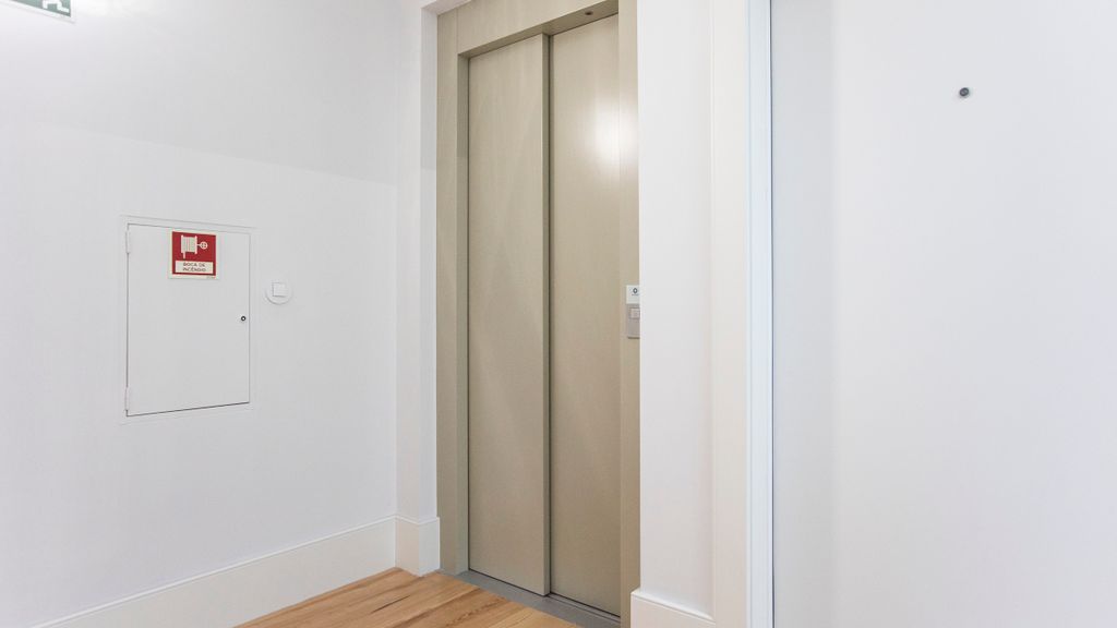 Stylish Studio w/ AC & Balcony by LovelyStay