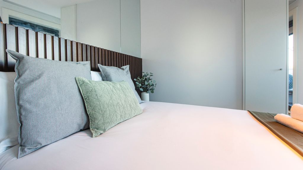 Stylish Studio w/ AC & Balcony by LovelyStay