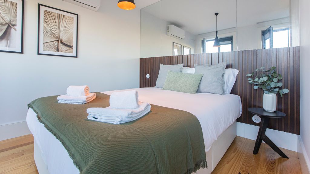 Stylish Studio w/ AC & Balcony by LovelyStay