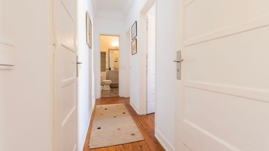 2BDR Apt with Full Kitchen on Avenida da Liberdade