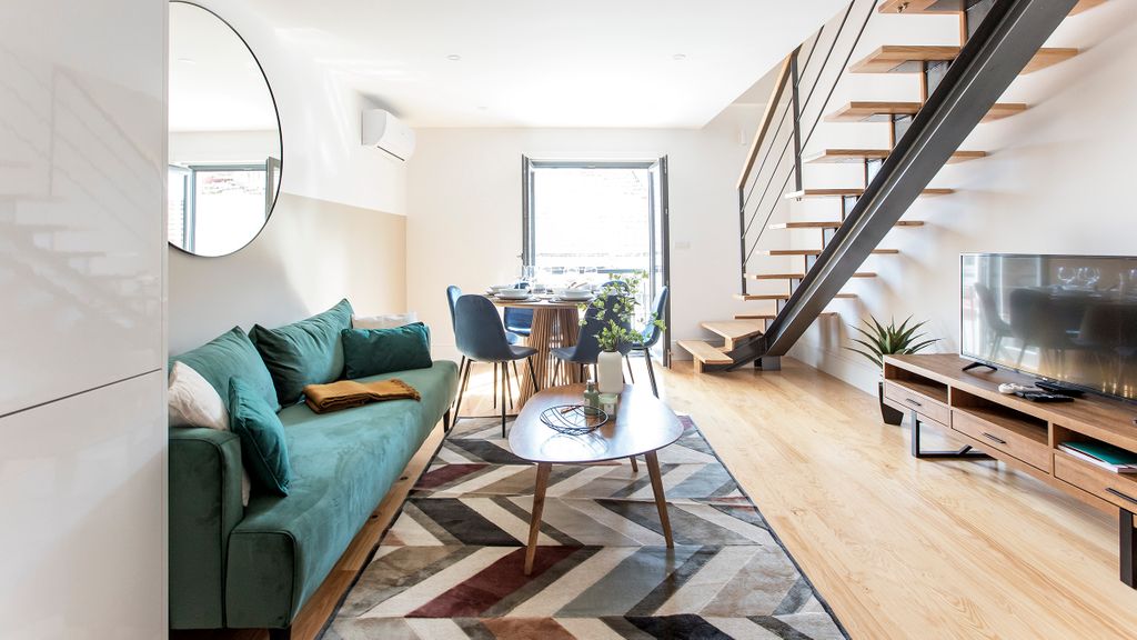 Bright 3BR Flat w/ AC in City Center by LovelyStay