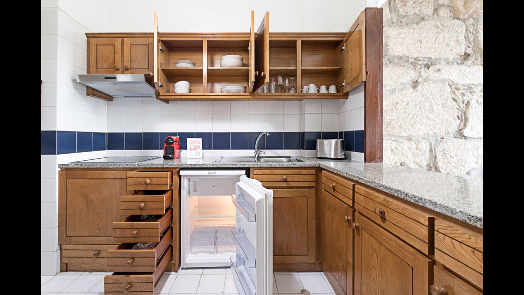 Wine Apartments I - Ribeira 1BR by LovelyStay