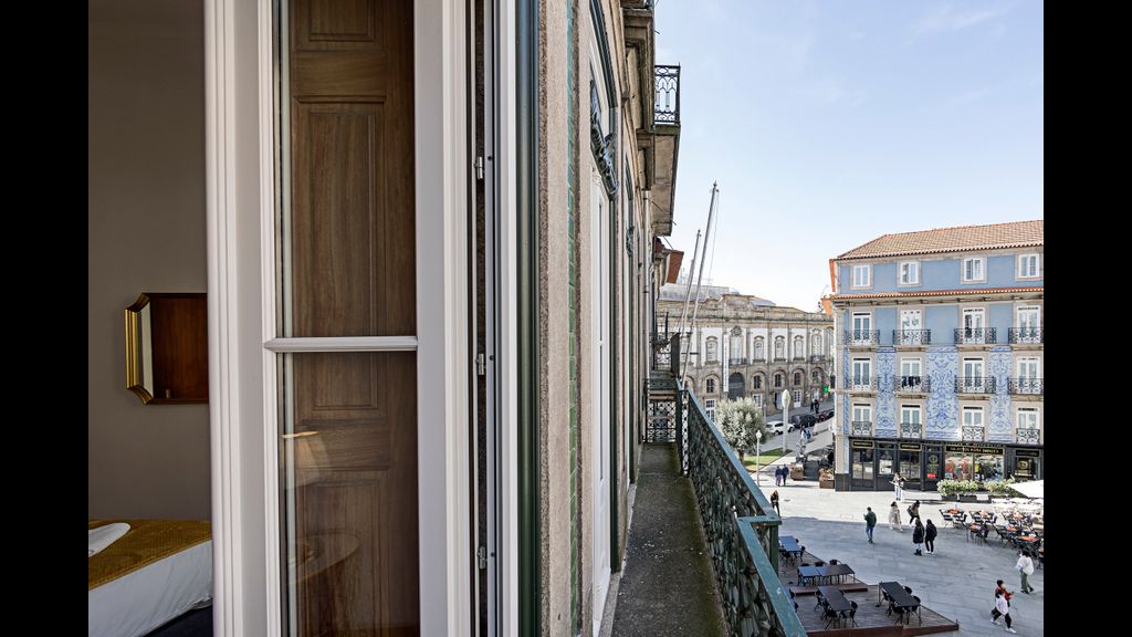 Wine Apartments I - Ribeira 1BR by LovelyStay