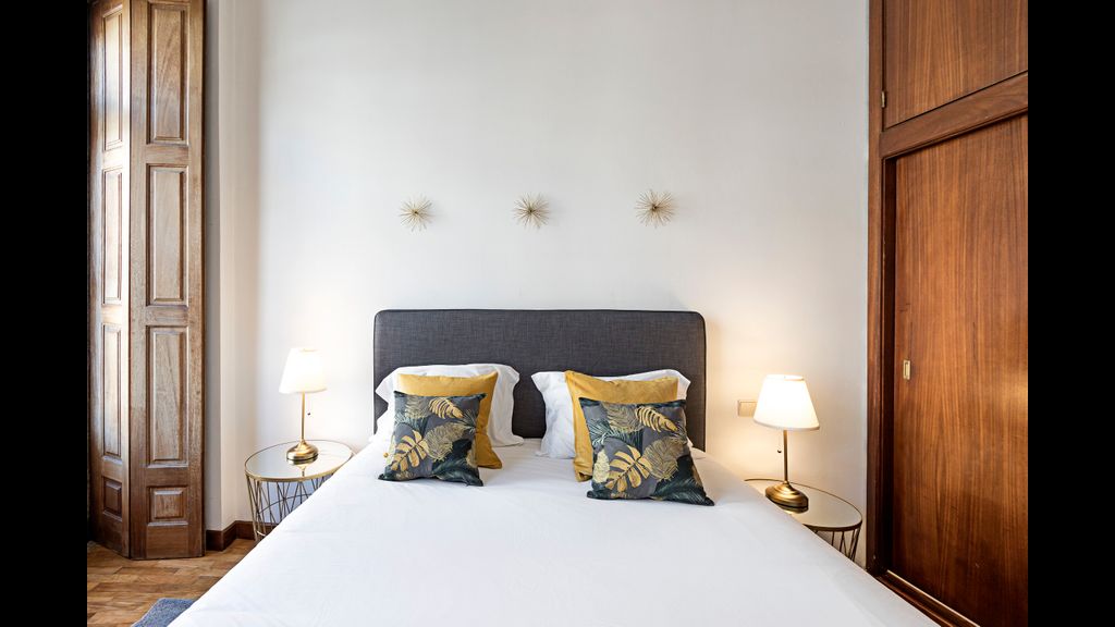 Wine Apartments I - Ribeira 1BR by LovelyStay