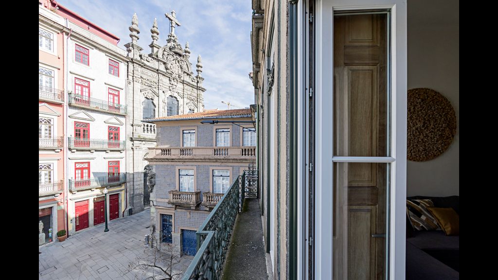 Wine Apartments I - Ribeira 1BR by LovelyStay