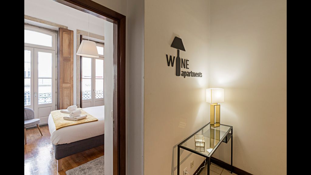 Wine Apartments I - Ribeira 1BR by LovelyStay