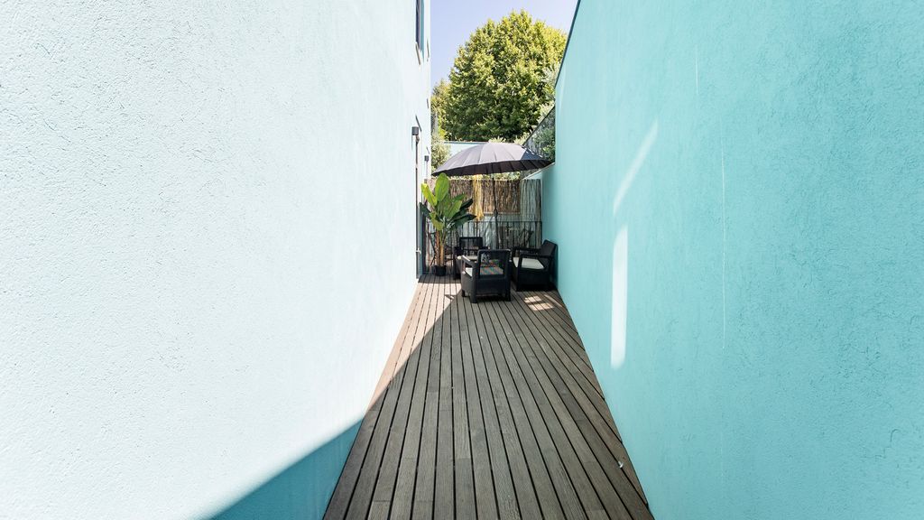 Central Studio w/ Pool & Patio by LovelyStay
