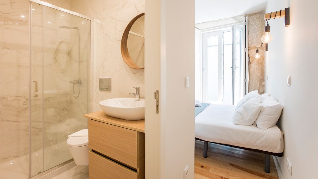 Central Studio w/ Pool & Patio by LovelyStay