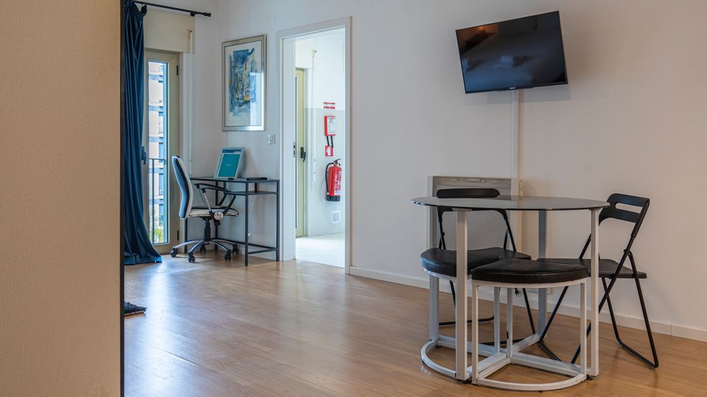 1BDR Flat w/ Balcony & Parking by LovelyStay