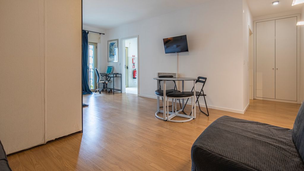 1BDR Flat w/ Balcony & Parking by LovelyStay