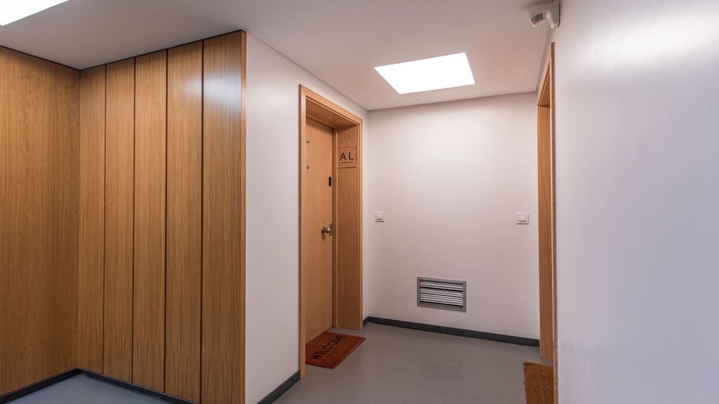 1BDR Flat w/ Balcony & Parking by LovelyStay