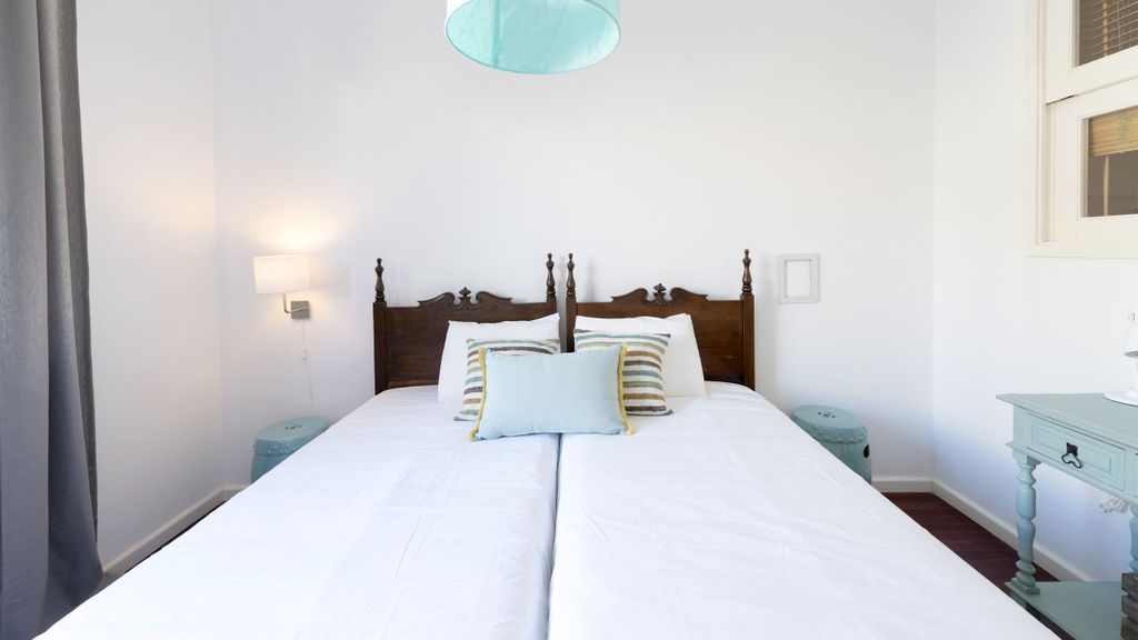 Porto Beach Apartment by LovelyStay