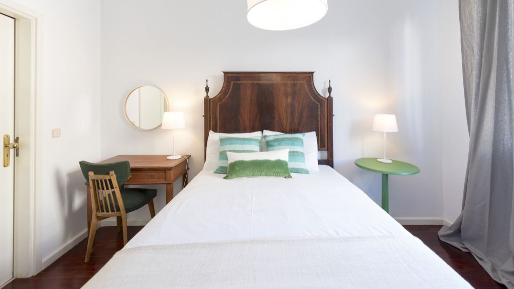 Porto Beach Apartment by LovelyStay