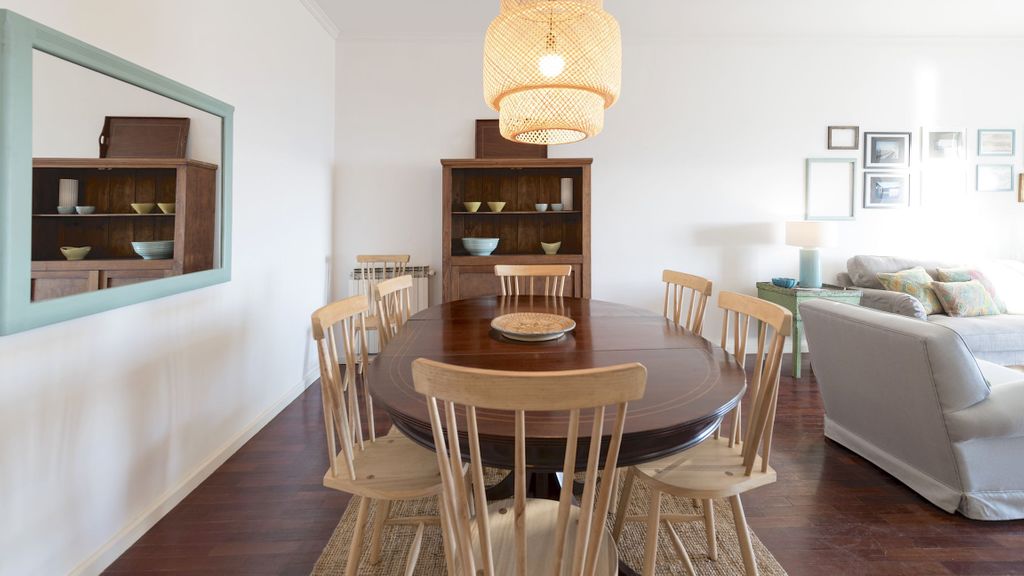 Porto Beach Apartment by LovelyStay
