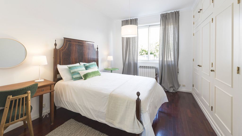 Porto Beach Apartment by LovelyStay