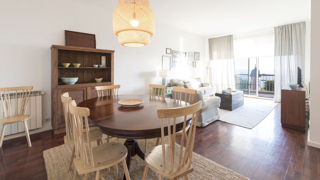 Porto Beach Apartment by LovelyStay