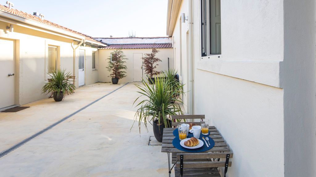 Vila Burgães - Casa 4A by LovelyStay