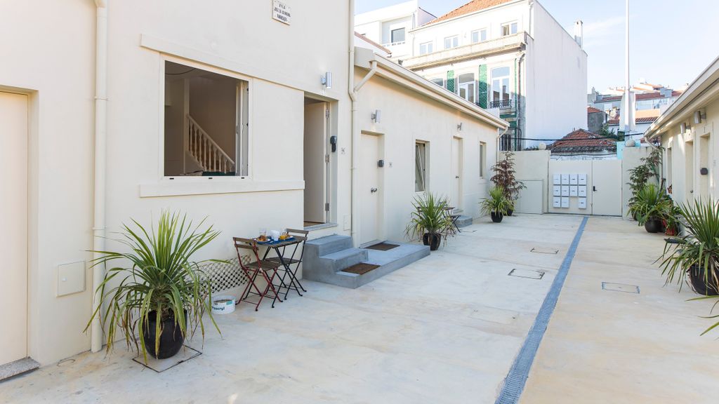 Vila Burgães - Casa 4A by LovelyStay