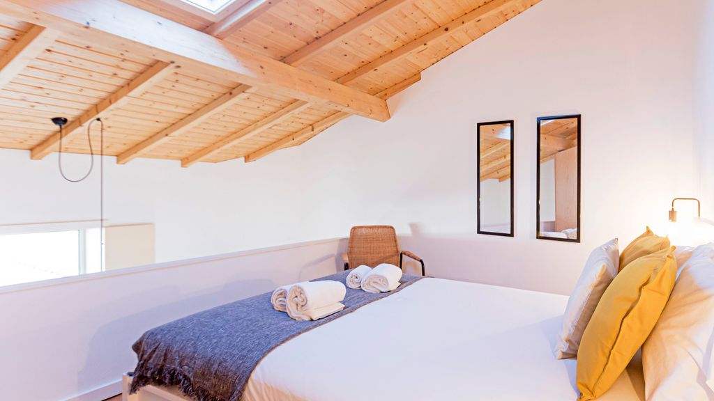 Vila Burgães - Casa 8 by LovelyStay