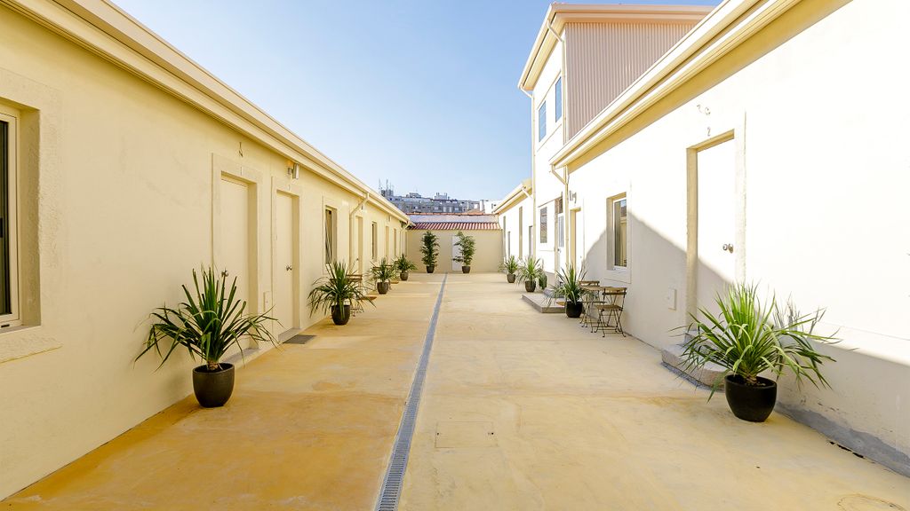 Vila Burgães - Casa 8 by LovelyStay