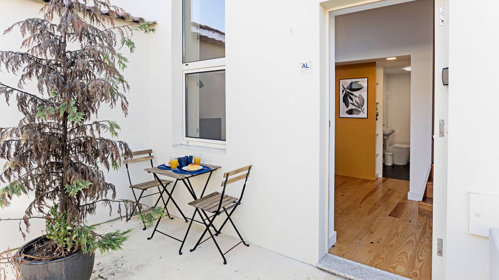 Vila Burgães - Casa 8 by LovelyStay