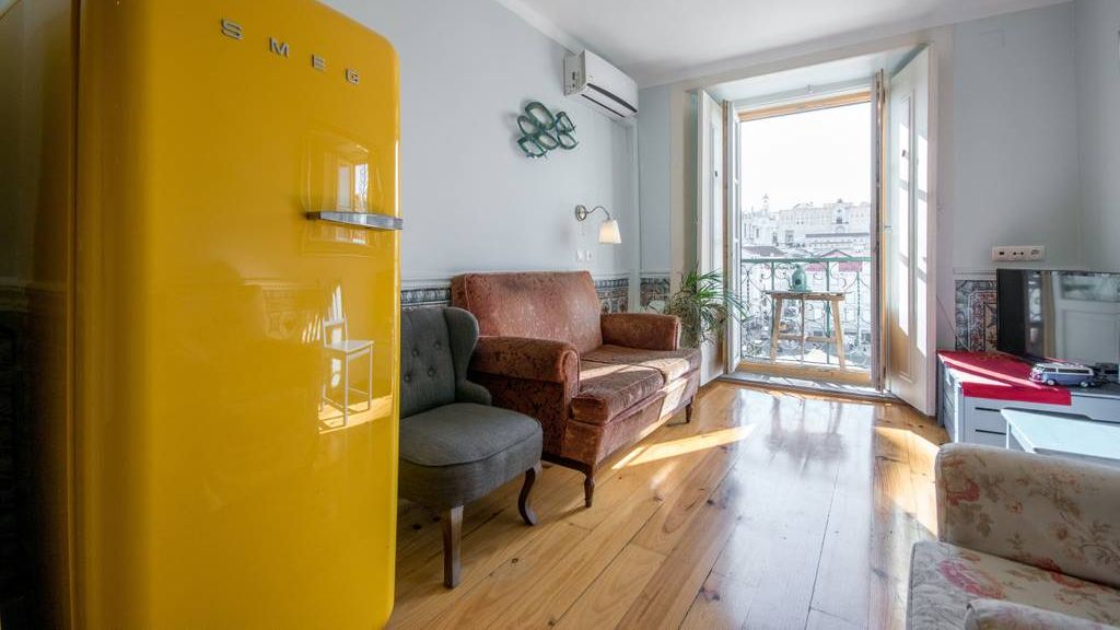 Lisbon Heart Apartments - Blue, by LovelyStay