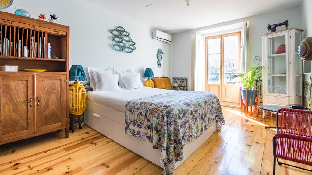 Lisbon Heart Apartments - Yellow, by LovelyStay