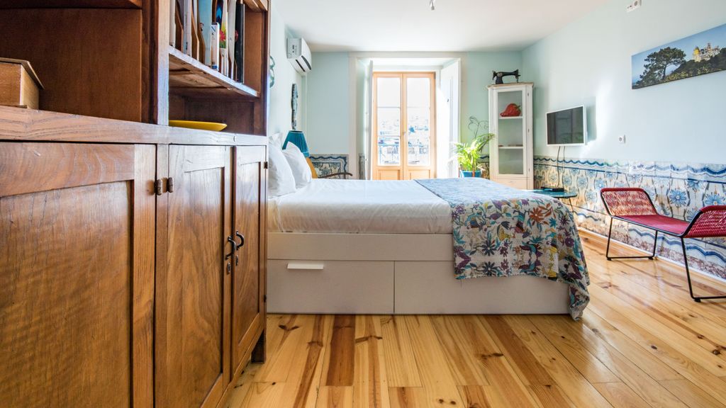 Lisbon Heart Apartments - Yellow, by LovelyStay