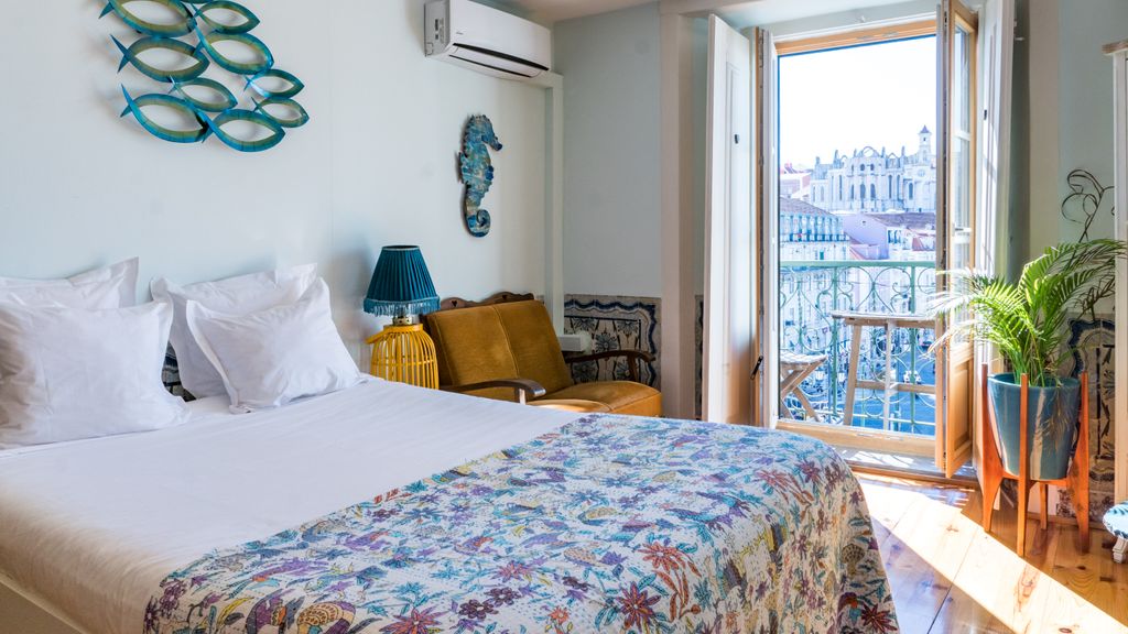 Lisbon Heart Apartments - Yellow, by LovelyStay