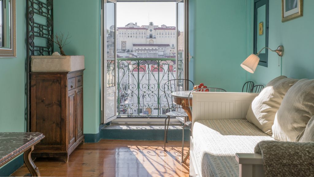 Lisbon Heart Apartments - White, by LovelyStay