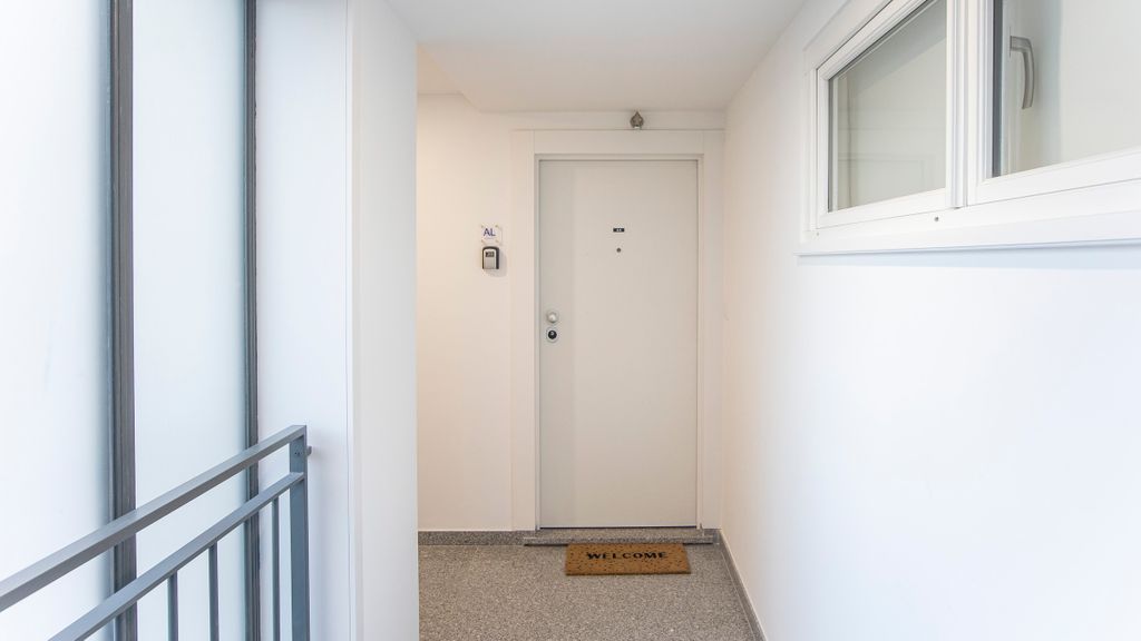 City Center 2BR Flat w/ AC by LovelyStay