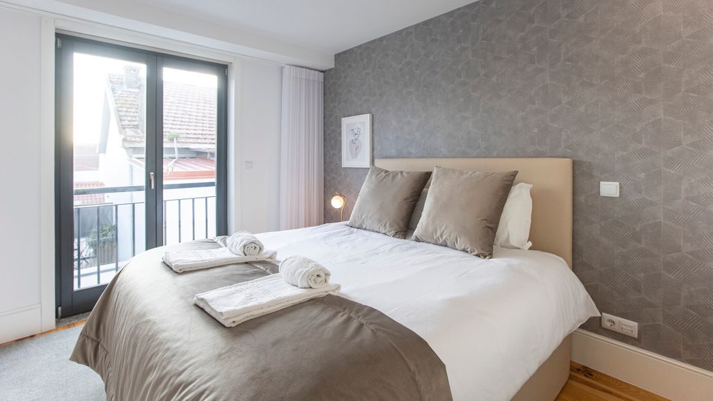 City Center 2BR Flat w/ AC by LovelyStay