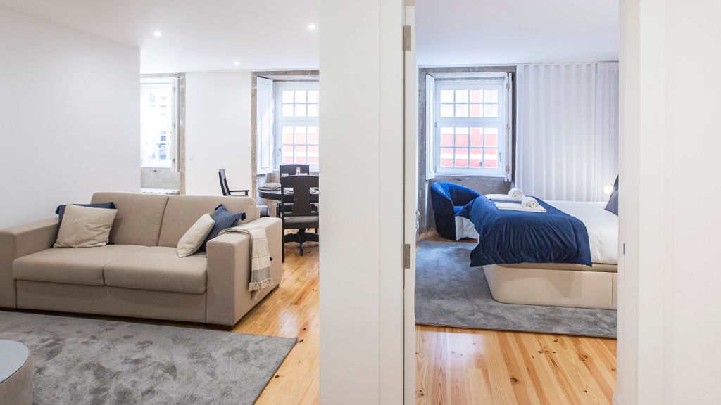 Elegant Downtown 1BR Flat w/ AC by LovelyStay