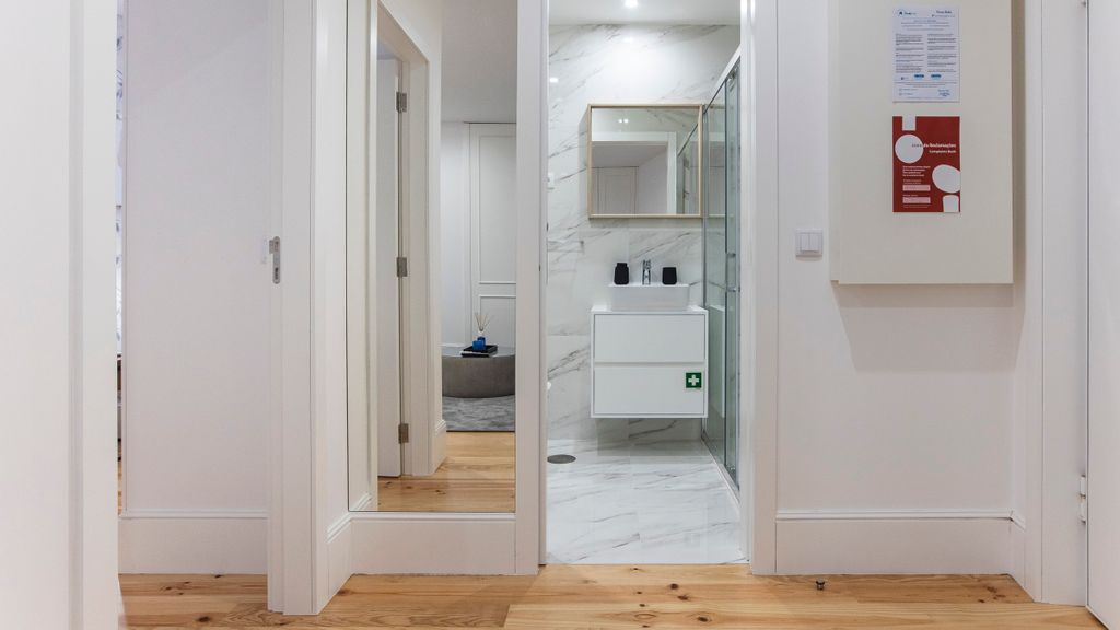 Elegant Downtown 1BR Flat w/ AC by LovelyStay