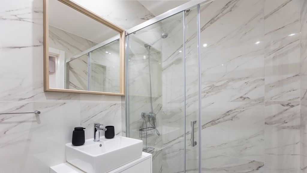 Elegant Downtown 1BR Flat w/ AC by LovelyStay