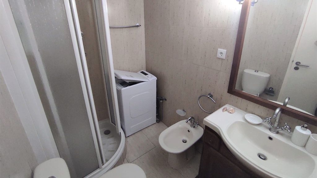 Fortaleza 1BDR Apartment W/Balcony by LovelyStay
