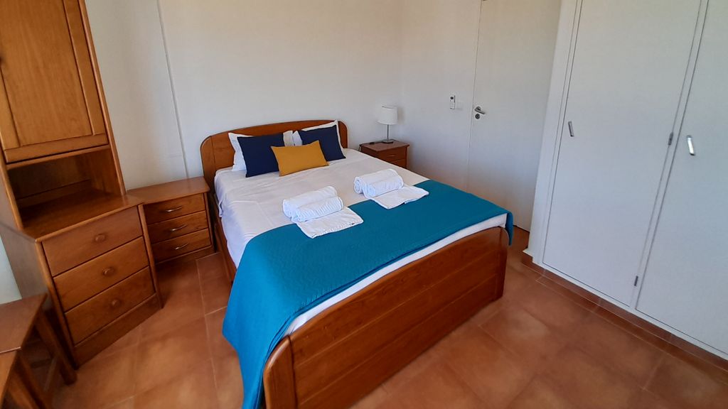 Fortaleza 1BDR Apartment W/Balcony by LovelyStay