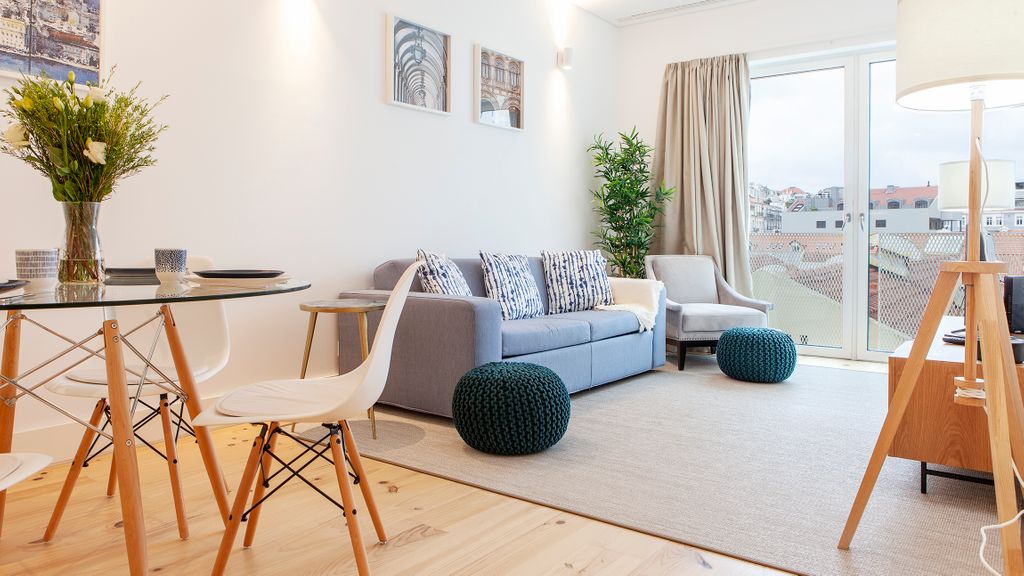 Modern One‑Bedroom Flat with Kitchen by LovelyStay
