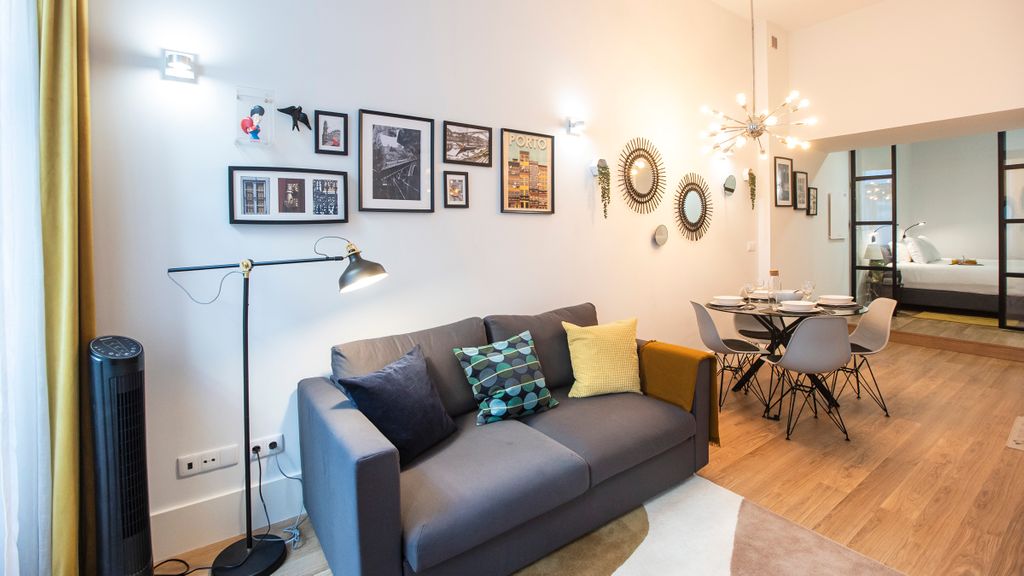 Elegant & Bright Flat by LovelyStay