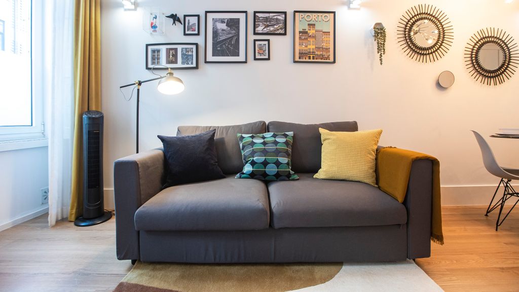 Elegant & Bright Flat by LovelyStay
