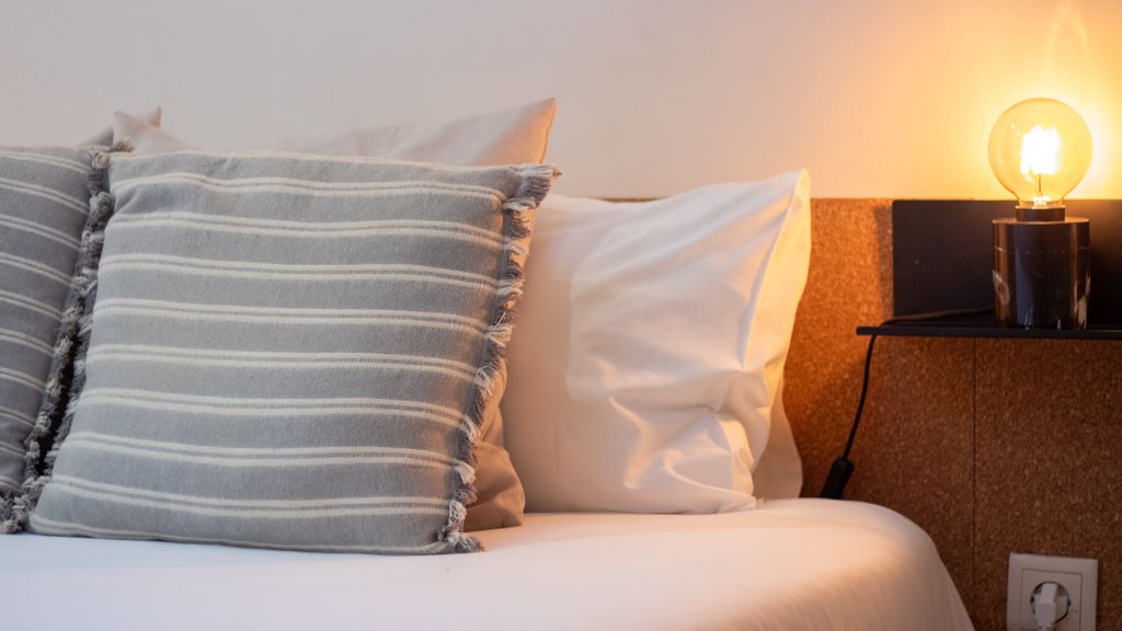 4BR w/ 200yrs of history in Porto by LovelyStay