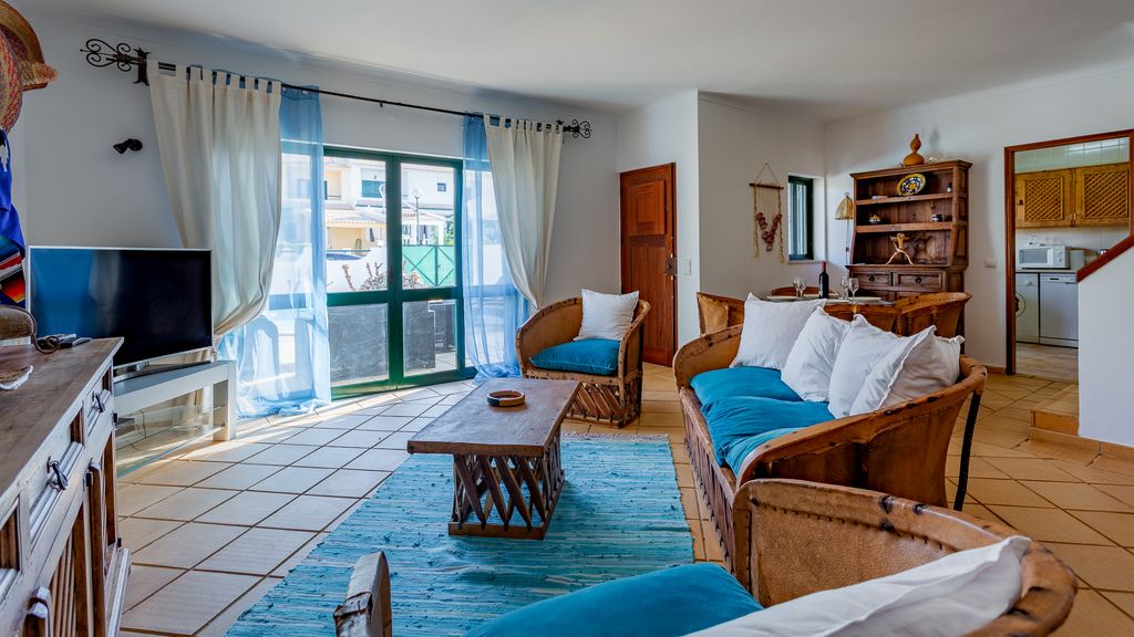 Sunny 2BDR House W/ Private Pool by LovelyStay