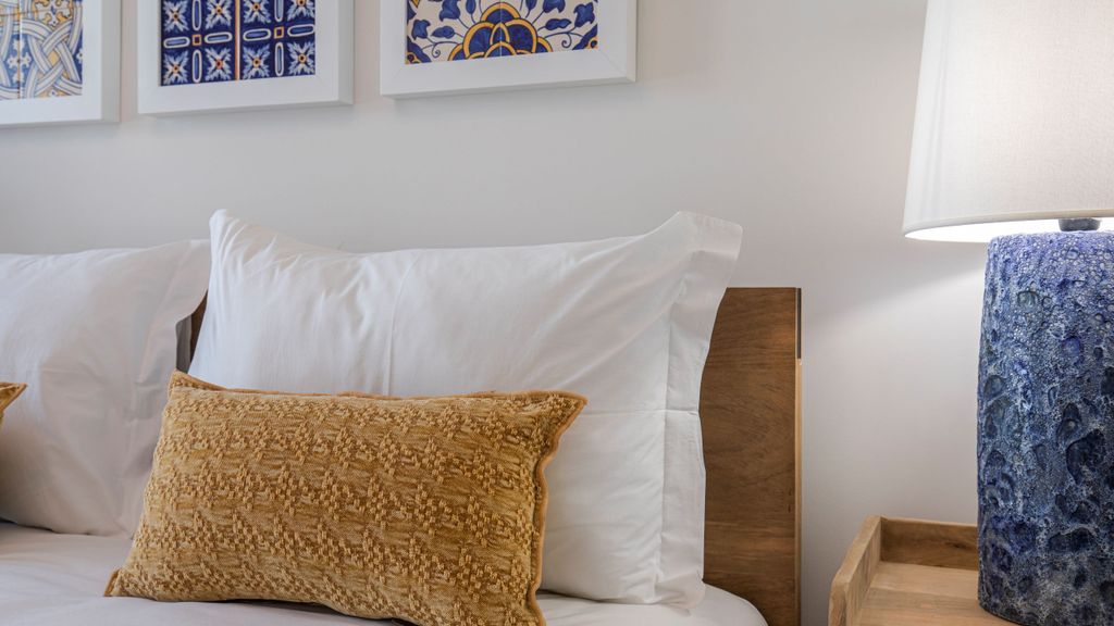 Two‑Bedroom Apartment w/ AC in Baixa by LovelyStay